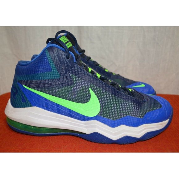 mid top basketball shoes